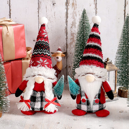 Christmas Couple Dolls with Striped Hats - Adorable Tree Hugging Ornaments, Holiday Decor for Mantel, Gifts for Couples